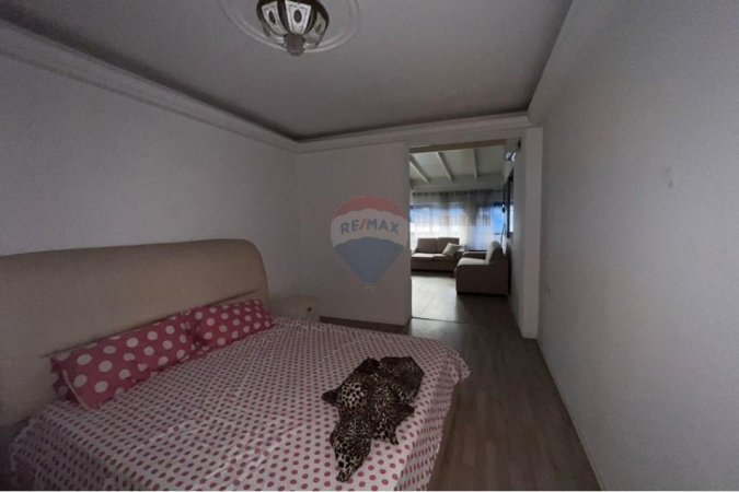 Tirane, shitet apartament 2+1 Kati 1, 105 m² 247.000 € (Rruga e Kavajes)
