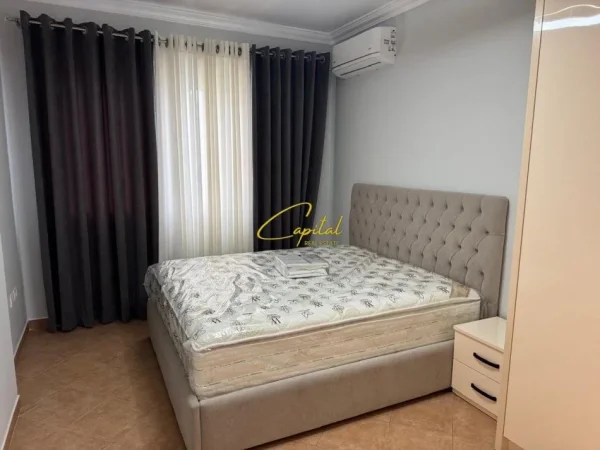 Tirane, jepet me qera apartament 2+1 Kati 7, 90 m² 800 € (RRUGA E KAVAJES)
