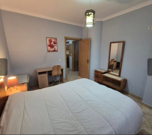 Tirane, jepet me qera apartament 2+1 Kati 5, 125 m² 650 € (rruga kavajes)