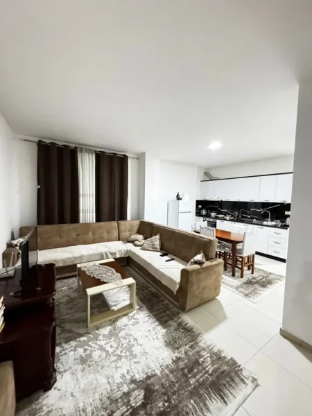 Shitet OKAZION  Apartamenti  2+1 me Hipoteke  ne Fresk,  107.000 €URO