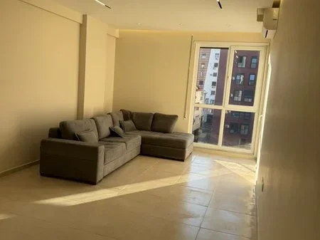 Tirane, jepet me qera apartament 1+1+Post Parkimi+Ballkon Kati 3, 68 m² 500 € (Rruga 5 Maji)