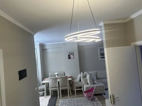 Tirane, shitet apartament 2+1 Kati 9, 90 m² 150.000 € (ASTIR)
