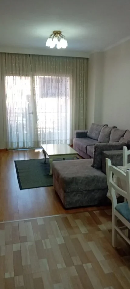Tirane, shitet apartament 2+1 Kati 4, 92 m² (Don Bosko)