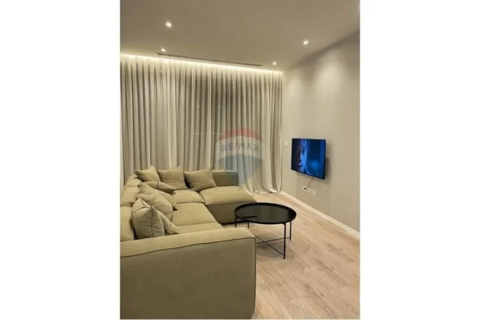 Tirane, jepet me qera apartament 1+1 Kati 2, 85 m² 1200 € (rruga e kosovareve)