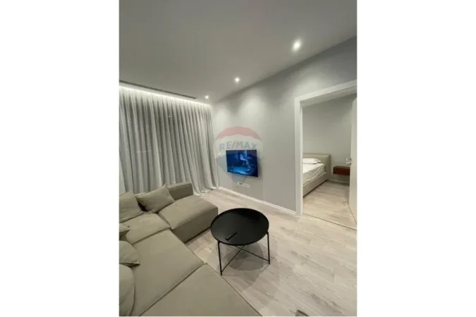 Tirane, jepet me qera apartament 1+1 Kati 2, 85 m² 1200 € (rruga e kosovareve)