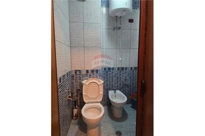 jepet me qera apartament 3+1 , 1.000 €