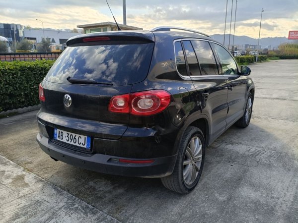 Volkswagen Tiguan 2.0 TSI 4 Motion, 5.900 €
