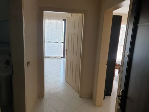 Tirane, jepet me qera apartament 1+1+Aneks+Ballkon Kati 2, 75 m² 350 € (kashar)