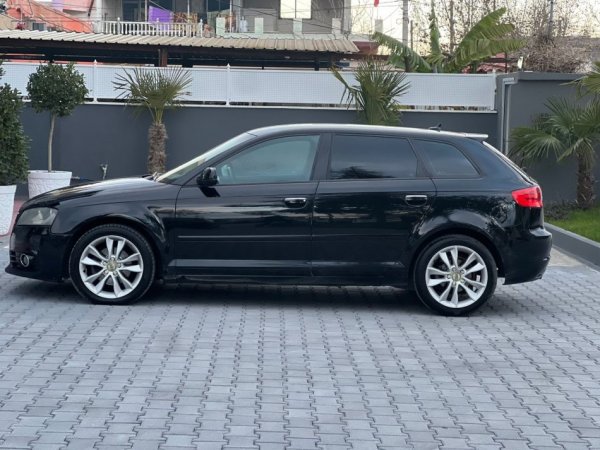 Fier, shes makine AUDI A3-2.0 DIESEL TDI-AUTOMATIK-XHAMA TE ZINJ ME CERTIFKAT 5900 EURO-LETRAT 06-2026-069 44 00 305 Nafte, e zeze automatik Klima 230.000 km 5.900 €