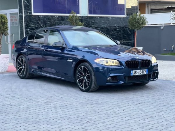 Fier, shes makine BMW 530d-3.0 DIESEL (pa taks lluksi)LOOK M///-AUTOMATIK FULL OPTIONS-8500 EURO-OSE NDERROHET-069 44 00 305 Nafte, blu e errët automatik Klima 302.000 km 8.500 €