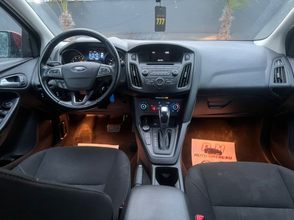 Fier, shes makine FORD FOCUS-2.0 BENZIN SE FLEX FUEL-AUTOMATIK LETRA TE PAGUARA-4900 EURO-069 44 00 305 Benzin, vishnje automatik Kondicioner 110.000 km 4.900 €