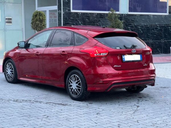 Fier, shes makine FORD FOCUS-2.0 BENZIN SE FLEX FUEL-AUTOMATIK LETRA TE PAGUARA-4900 EURO-069 44 00 305 Benzin, vishnje automatik Kondicioner 110.000 km 4.900 €