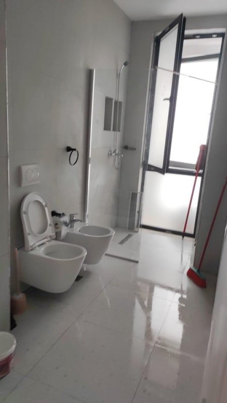 Tirane, jap me qera apartament 1+1 Kati 3, 60 m² 550 € (Bulevardi i Ri Jordan Misja)