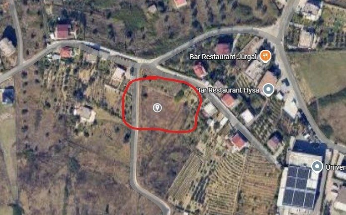 Tirane, shitet toke , 800 m² 