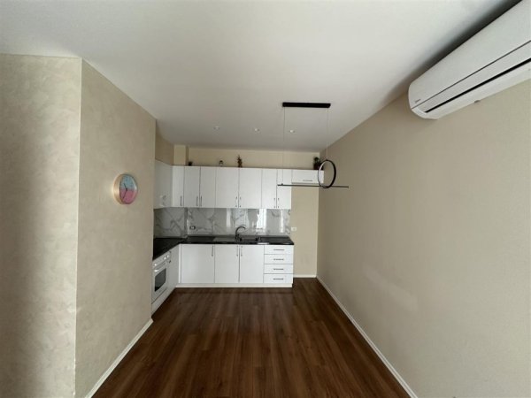 Tirane, jepet me qera apartament 2+1+PARKIM Kati 4, 90 m² 500 € (ASTIR TE EGLO)