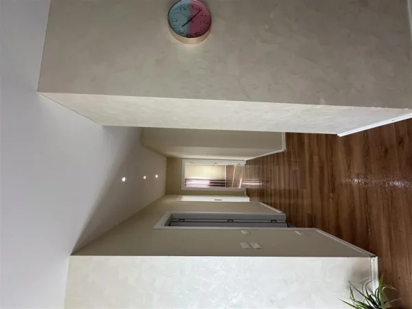 Tirane, jepet me qera apartament 2+1+PARKIM Kati 4, 90 m² 500 € (ASTIR TE EGLO)