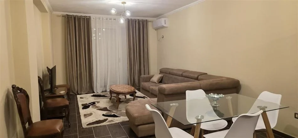 Tirane, jepet me qera apartament 2+1+Ballkon Kati 6, 120 m² 500 € (rruga thoma koxhaj,misto mame)