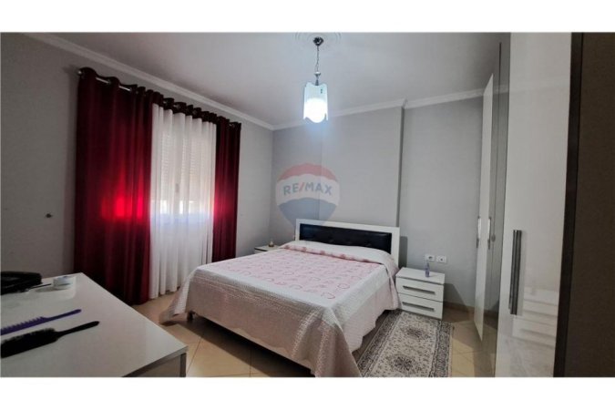 Vlore, shitet apartament 3+1+Aneks+Ballkon Kati 7, 136 m² 210.000 € (Rruga Misto Mele, Vlore (Tregu Orizit))