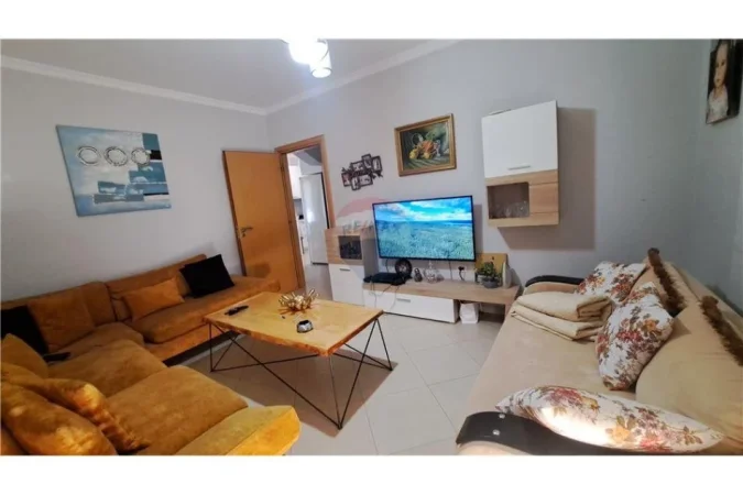 Vlore, shitet apartament 3+1+Aneks+Ballkon Kati 7, 136 m² 210.000 € (Rruga Misto Mele, Vlore (Tregu Orizit))