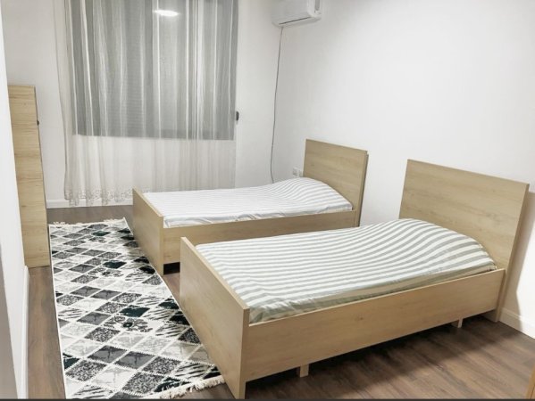 Tirane, jap me qera apartament 3+1+Ballkon Kati 4, 900 € (Rruga ibrahim kodra)