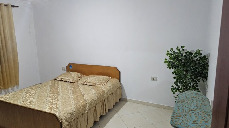 Tirane, jepet me qera apartament 1+1 Kati 3, 60 m² 350 € (Rruga Niko Avrami prane shkolles Bajram Curri)