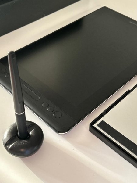 Tirane, shes Tablet HUION KAMVAS PRO 13