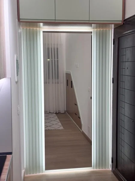 Tirane, jepet me qera garsonier 1+1 Kati 2, 40 m² (Rr Gramoz Pashko)