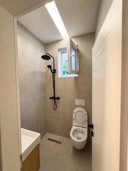 Tirane, jepet me qera garsonier 1+1 Kati 2, 40 m² (Rr Gramoz Pashko)