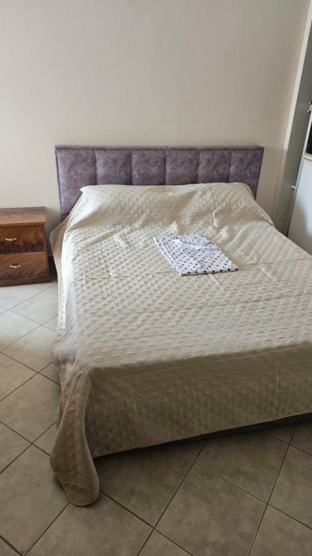 Tirane, jepet me qera apartament 2+1+Ballkon , 85 m² 600 € (Berryli)