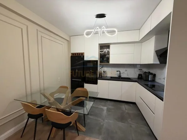 Tirane, shitet apartament 2+1+Ballkon Kati 2, 112 m² 392.350 € (Niku Construction, Komuna e Parisit)