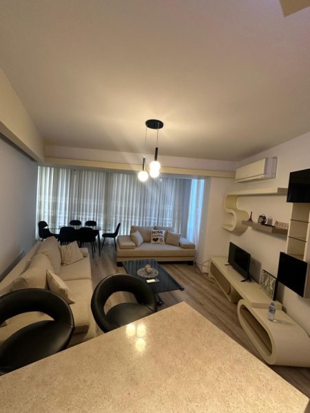 Tirane, jepet me qera apartament 2+1 Kati 2, 100 m² 800 € (Komuna e Parisit)