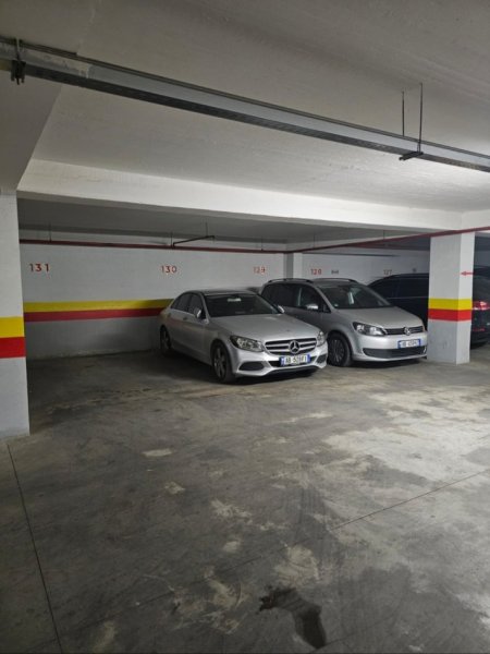 Tirane, shitet nga Pronari, pa-komision garazh | post parkimi Kati -2, 14 m² (Panorama)