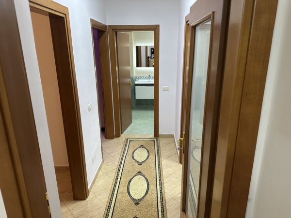 Tirane, jepet me qera apartament 2+1 Kati 1, 65.000 € (Rruga don bosko)