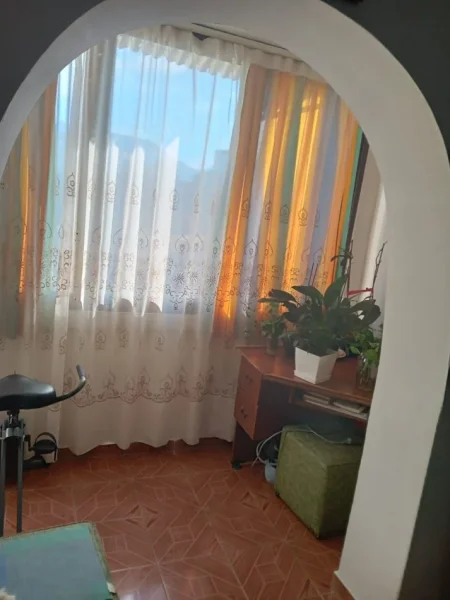 Tirane, shitet apartament 2+1+Ballkon Kati 5, 70 m² 130.000 € (Bulevardi i Ri)