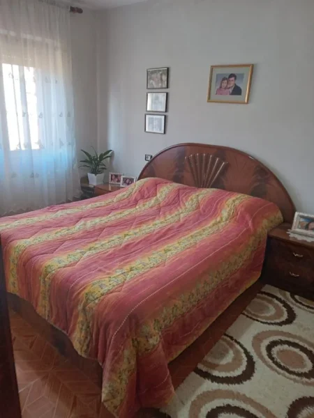 Tirane, shitet apartament 2+1+Ballkon Kati 5, 70 m² 130.000 € (Bulevardi i Ri)