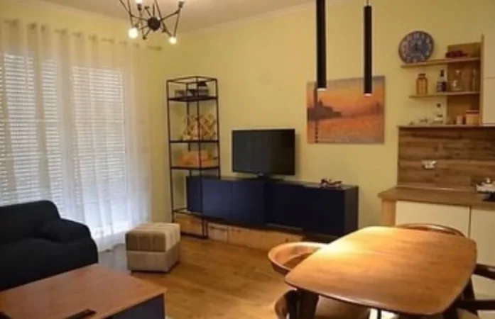 Tirane, shitet apartament 2+1 Kati 2, 107 m² 195.000 € (Selite)