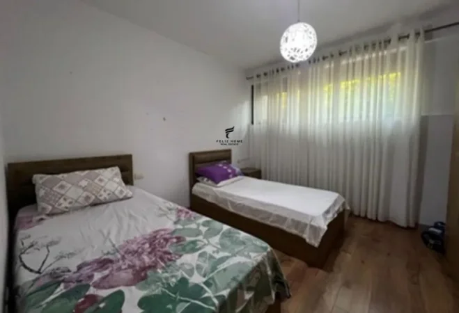 Tirane, jepet me qera apartament 2+1 Kati 2, 94 m² 600 € (KOPSHTI BOTANIK)