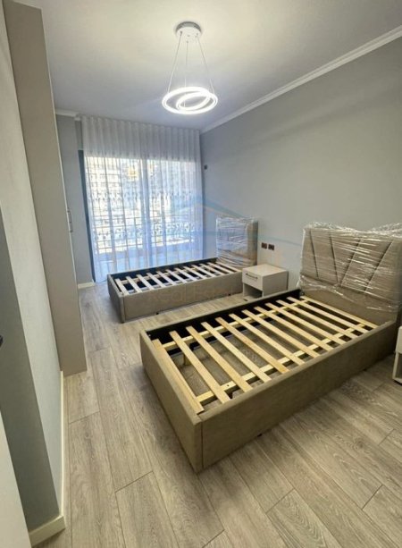 Shitet , Apartament 2+1+2 Vila L , Unaza e Re