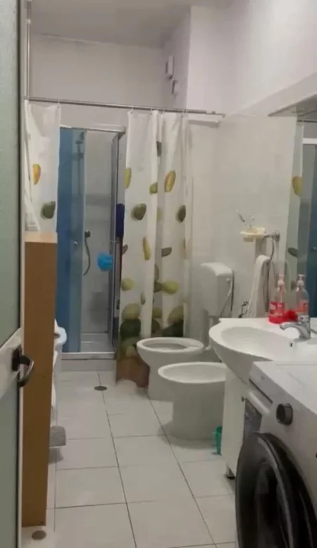 Tirane, shitet apartament 1+1 Kati 8, 60 m² (Rruga e Kavajes)