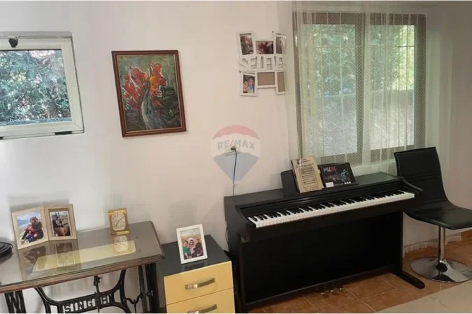 Tirane, shitet shtepi 1+1 Kati 1, 322 m² 250.000 € (Sauk i Ri, Tiranë(ID: 530281030-929)