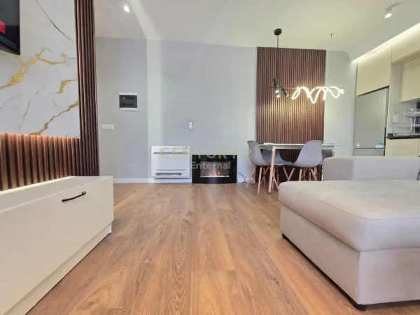 Tirane, jepet me qera apartament 2+1 Kati 5, 100 m² 1.000 € (rruga margarita tutulani)