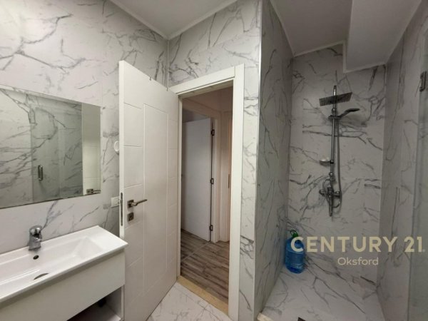 Tirane, jepet me qera apartament 1+1 Kati 1, 65 m² 600 € 