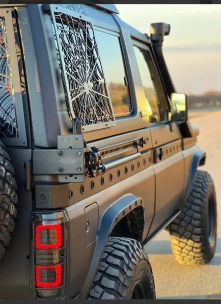 Tirane, shes makine Toyota Land Cruiser 3.0 Turbo Diesel – FULL OFF ROAD BUILD Nafte, manuale Kondicioner 150.000 km 23.000 €