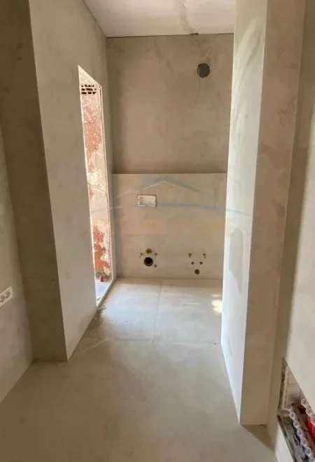 Apartament 1+1 Për Shitje Te Rruga Albanopoli, Tiranë - 130,000€ | 74 m²