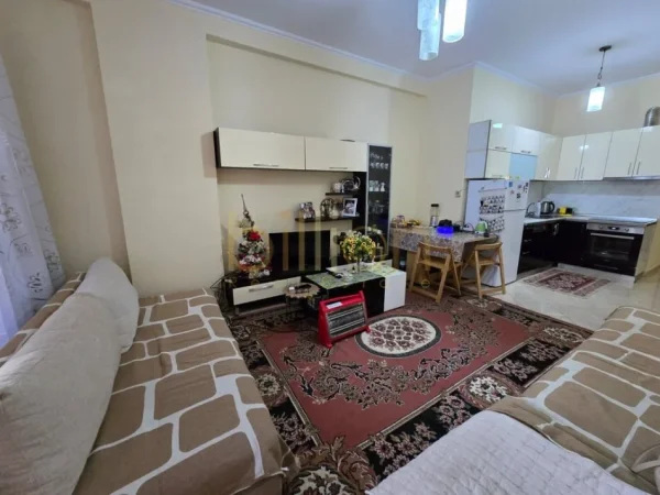 Tirane, shitet 1+1 , 88 m² 105.000 € (Fresk)