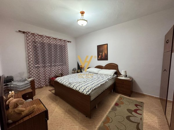 Tirane, jepet me qera apartament 2+1+Ballkon Kati 4, 80 m² 520 € (LAPRAKE)