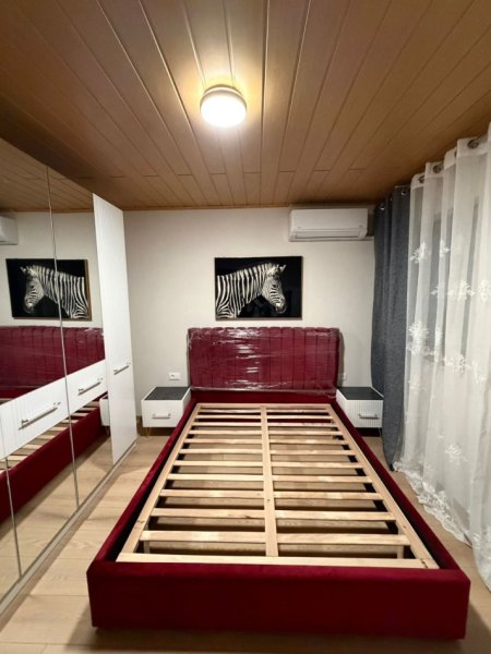 Tirane, jepet me qera Vile 1+1+Ballkon Kati 2, 65 m² 600 € (Perballe Kompleksit Delijorgji/Rr.Vace Zela)