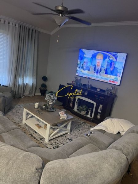 Tirane, shitet apartament 3+1 Kati 4, 82 m² 161.000 € (RRUGA BARDHYL)