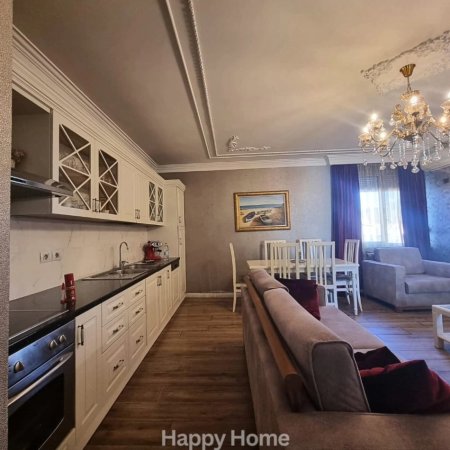 Tirane, shitet apartament 2+1+Ballkon , 110 m² 365.000 € 