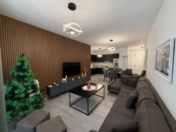 Tirane, jepet me qera apartament 1+1 Kati 7, 78 m² 450 € (2 PALMAT) UNA61653
